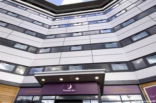 Premier Inn Manchester Airport Runger Lane South Exterior photo